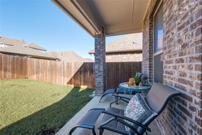 Building Photo - 3017 Bella Lago Dr