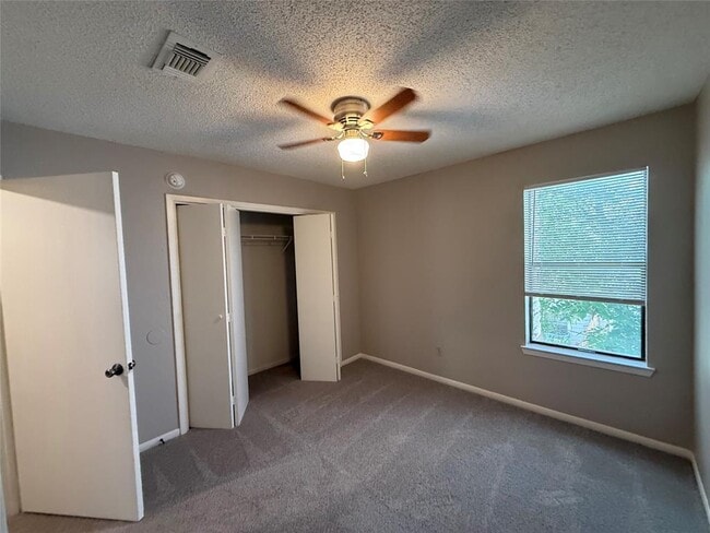 Building Photo - 12312 Abney Dr