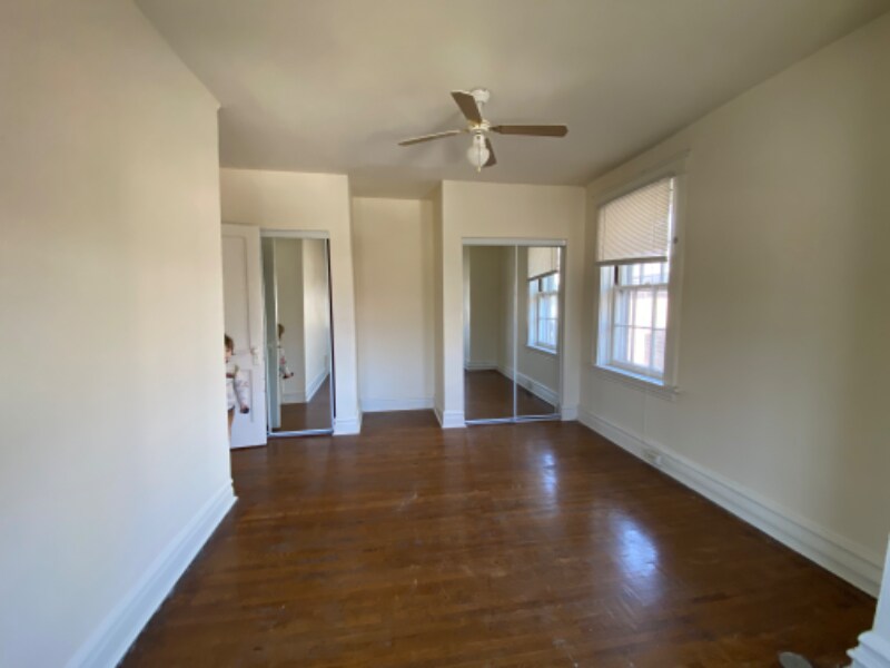 Building Photo - 6401 Alamo Ave