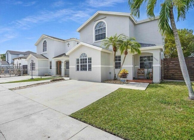 Primary Photo - 16262 SW 139th Ct