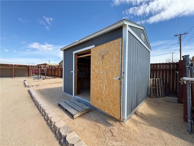 Building Photo - 6848 Quail Spring Ave