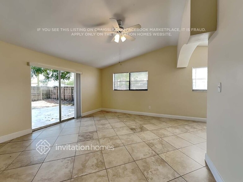 Building Photo - 11674 Oleander Dr