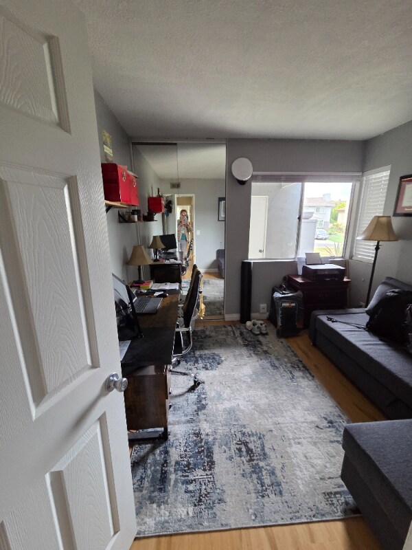 Building Photo - 8073 Hillandale Dr