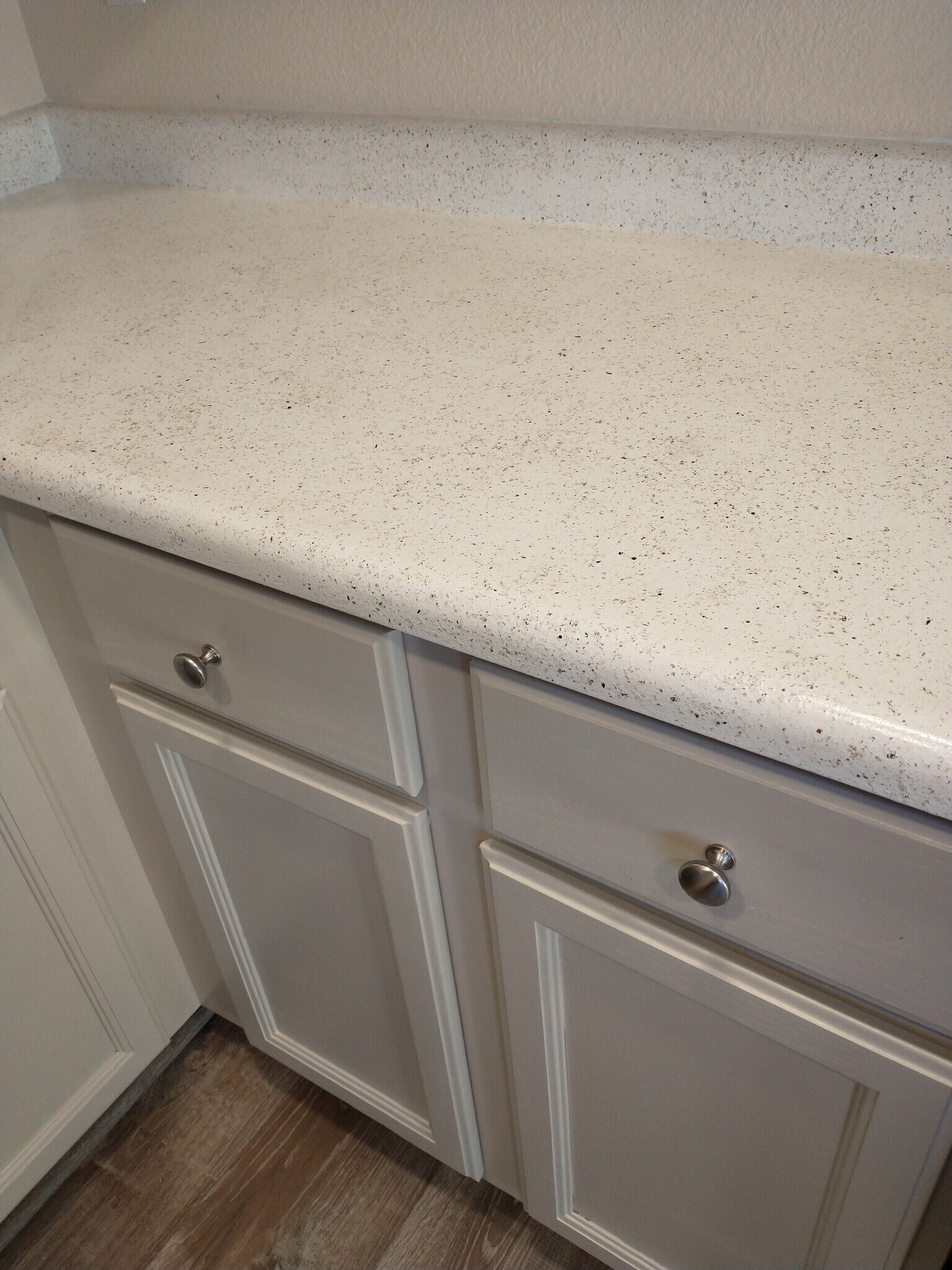 Counters & Cabinets - 2225 Andrew Dr
