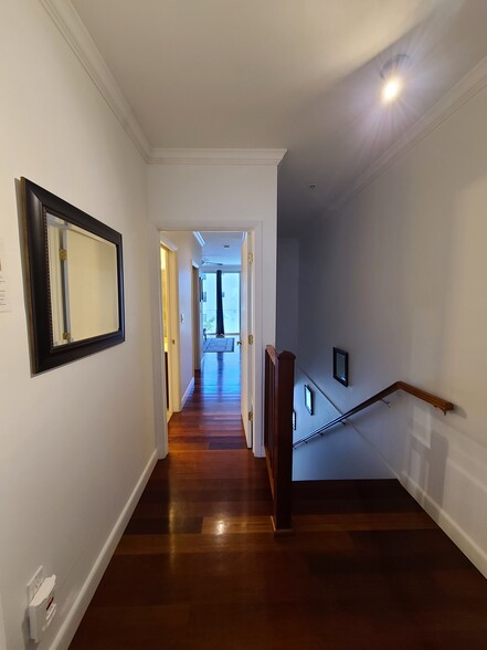 Building Photo - 6461 Indian Creek Dr