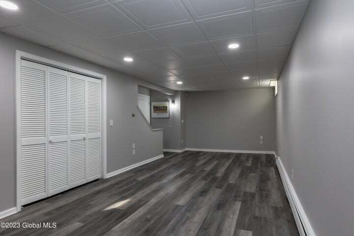 Building Photo - 1 Patricia Ln