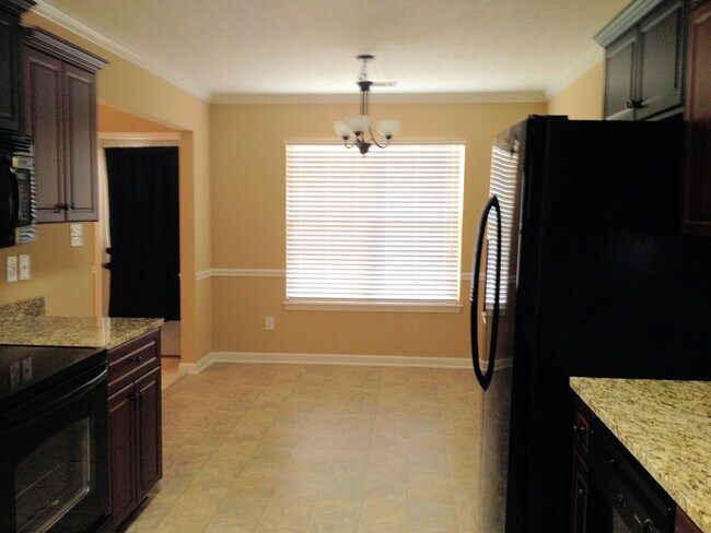 Building Photo - 4046 Corners Way