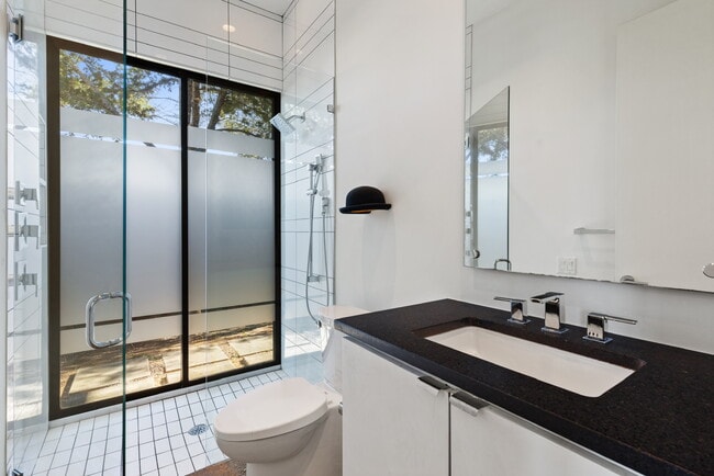 Building Photo - 4156 S Better Dr