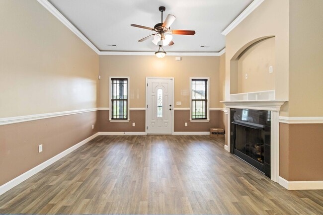 Building Photo - 130 Mistwood Ln