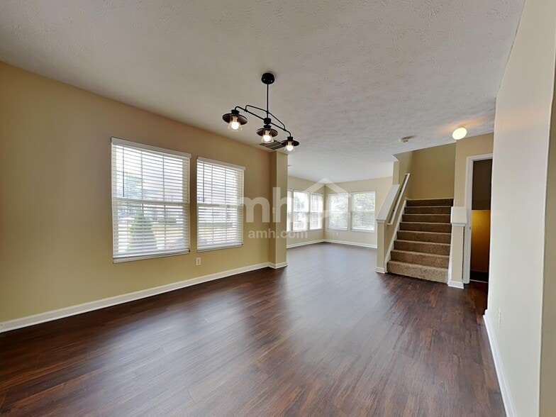 Building Photo - 4239 King Bird Ln