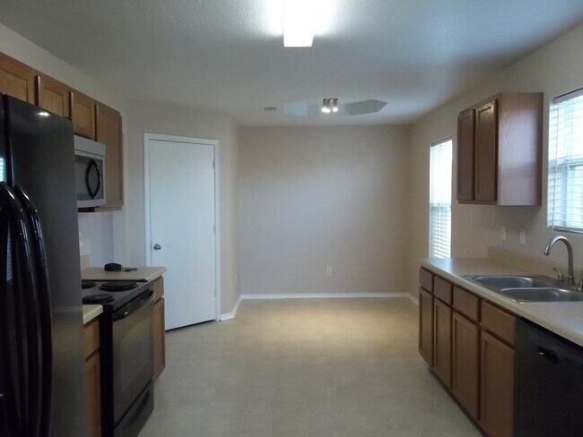 Building Photo - 3 BEDROOMS, BELTON ISD