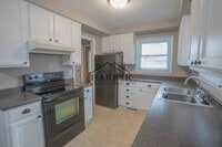Building Photo - Single Family Home in SW Rochester with Fu...