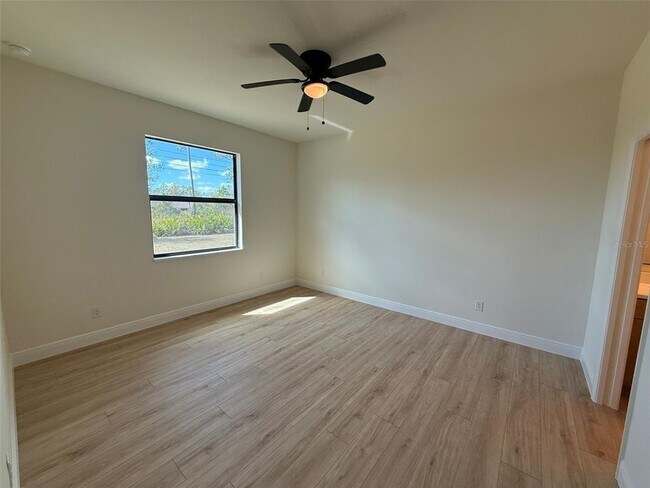 Building Photo - 26275 Explorer Rd