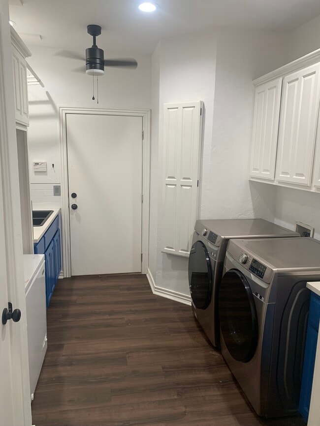 Building Photo - 1929 Guilford Ct