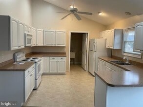 Building Photo - 16832 Ole Grist Run