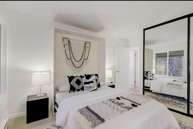 Building Photo - Tranquil Top-Floor End Unit with Stream Views & Resort Amenities — Blocks to Downtown