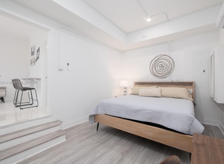 Building Photo - 1184 NW 2nd Ln