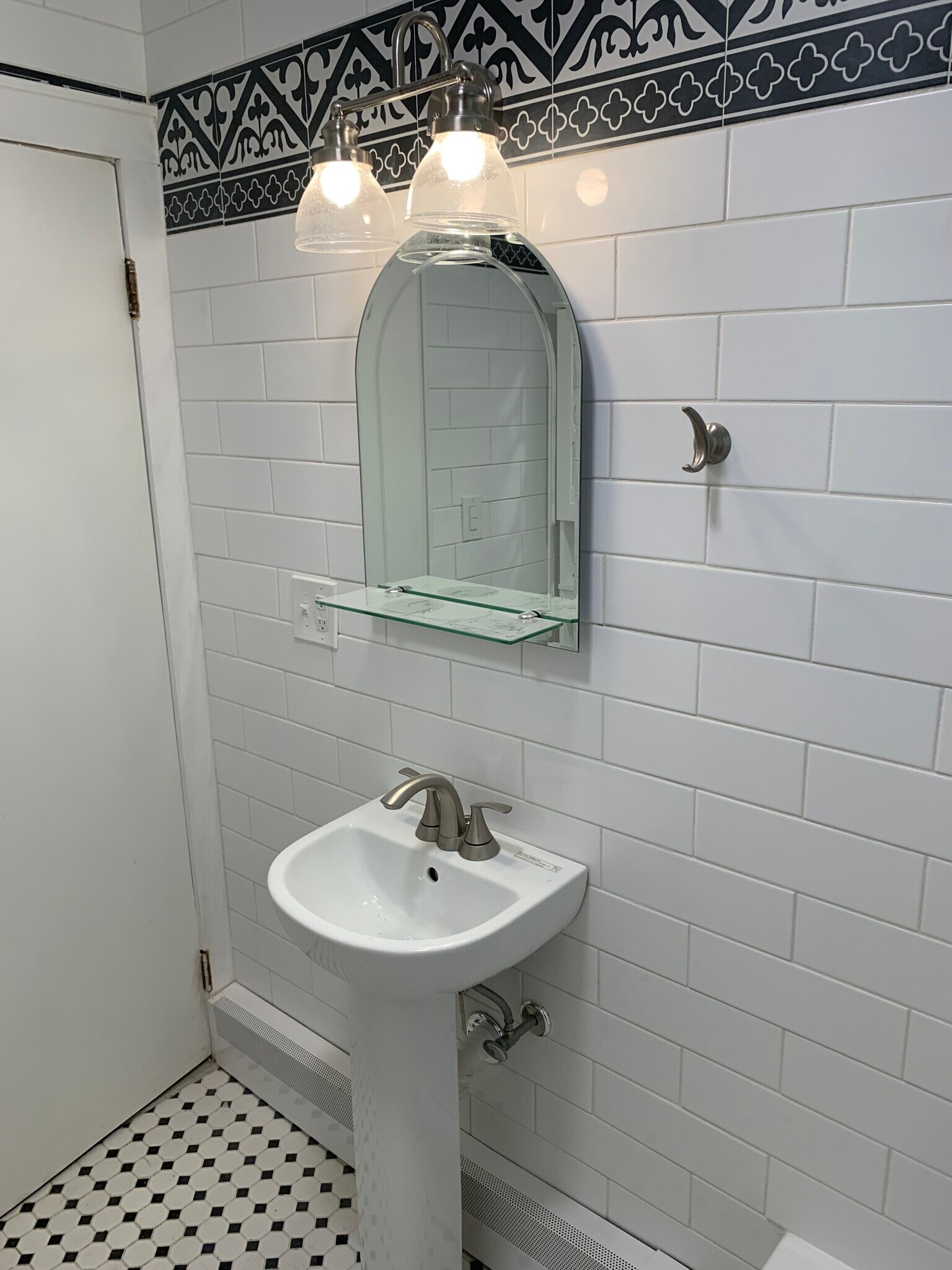 Building Photo - 55 Wetmore Ave