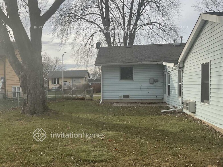 Building Photo - 16817 91st Ave