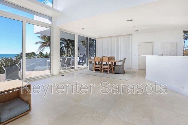 Building Photo - 5801 Gulf of Mexico Dr