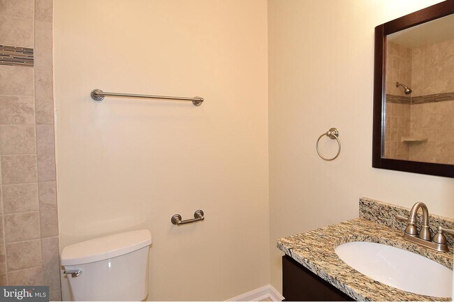 Building Photo - 12769 Gazebo Ct