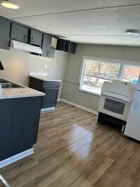 Building Photo - 103 Rice Ct