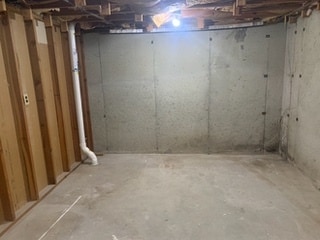 Building Photo - 312 4th Ter