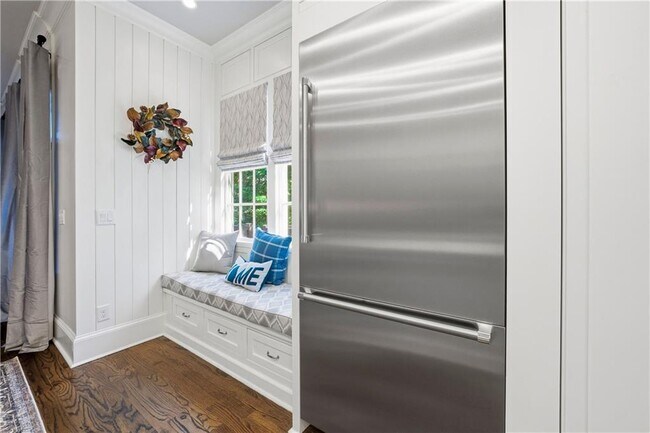 Building Photo - 1295 Cumberland Rd NE