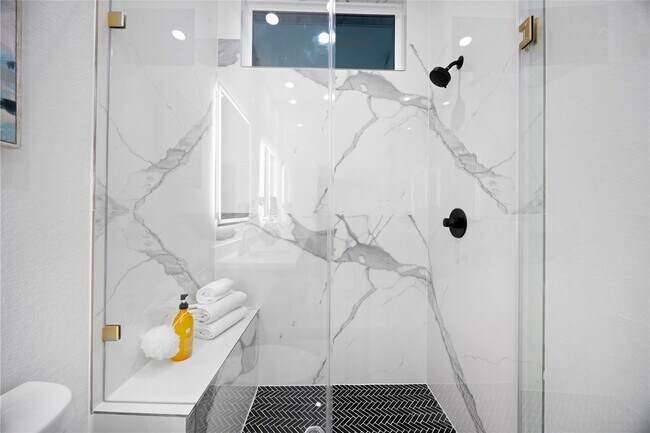 Building Photo - 5125 Doolittle Blvd