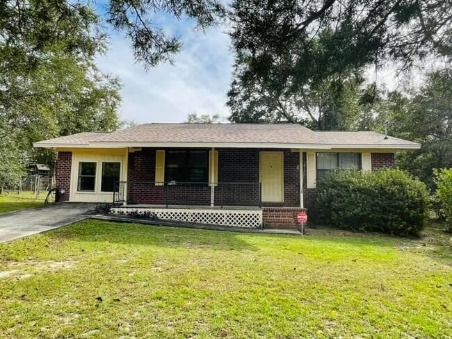 Building Photo - 1776 Juniper Lake Rd