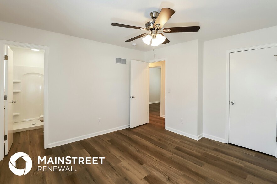 Building Photo - 11119 N Harrison St