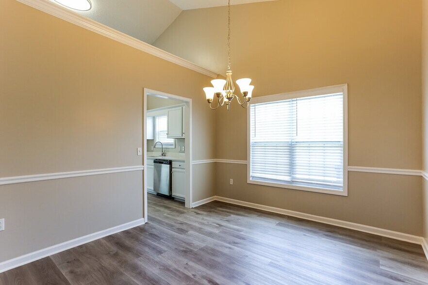 Building Photo - 203 Olde Lexington Pass
