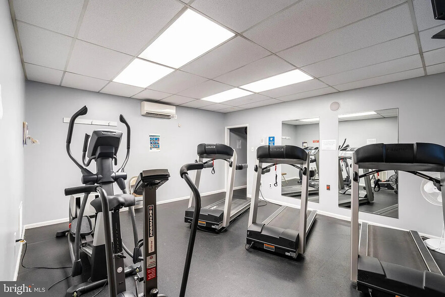 gym - 7026 Basswood Rd