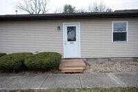 Building Photo - 809 N Main St