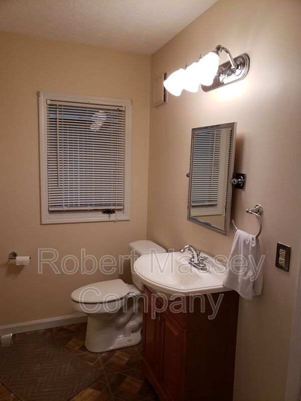 Building Photo - 4820 St Leo Pl