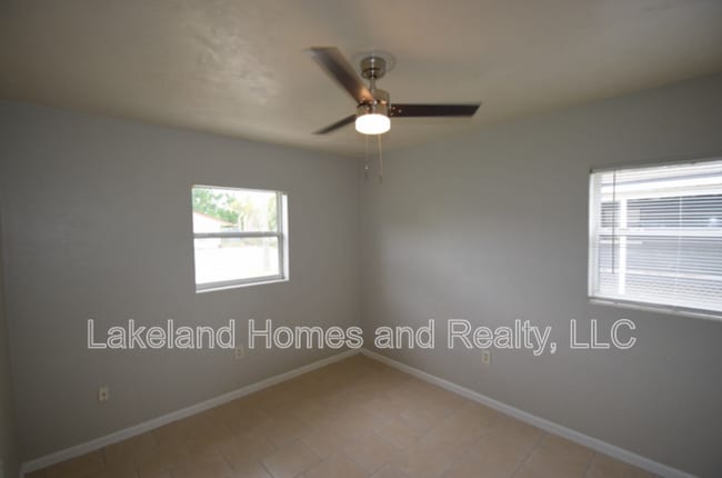 Building Photo - 1213 W Patterson St