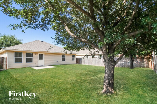 Building Photo - 1105 Eagle Claw Dr