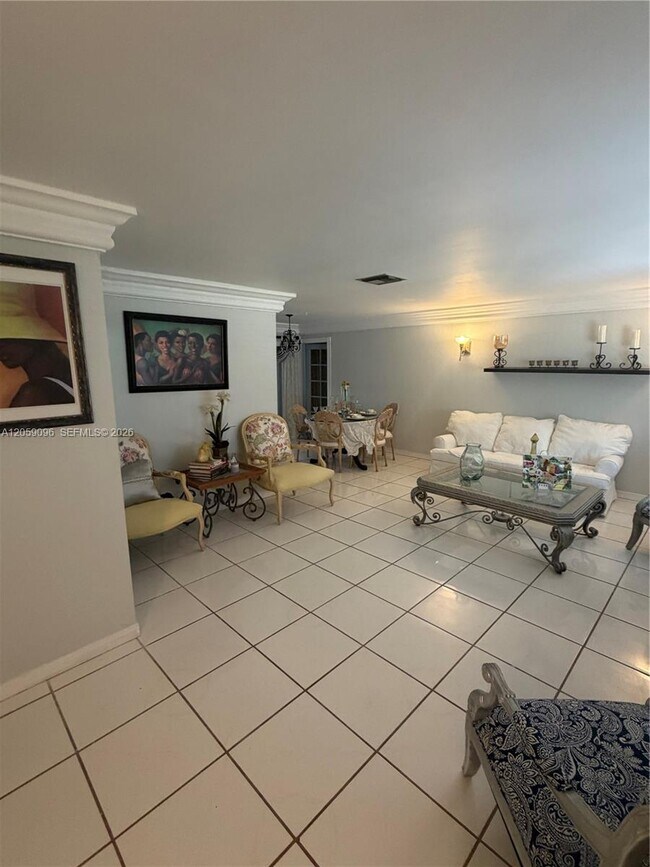 Building Photo - 8108 NW 93rd Terrace