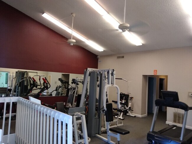 Building Photo - Mountain View 2 Bed 2 Bath 2 Balconies Top Floor Condo-Tons of Amenities