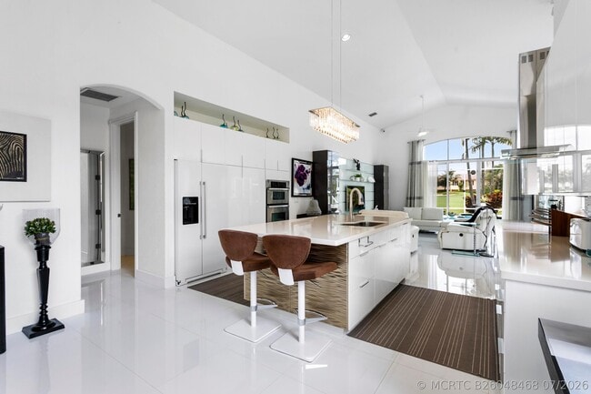 Building Photo - 8270 Spyglass Dr