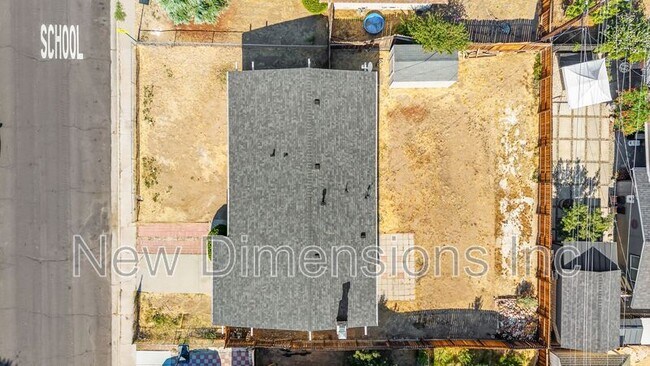 Building Photo - 2565 Pequop St