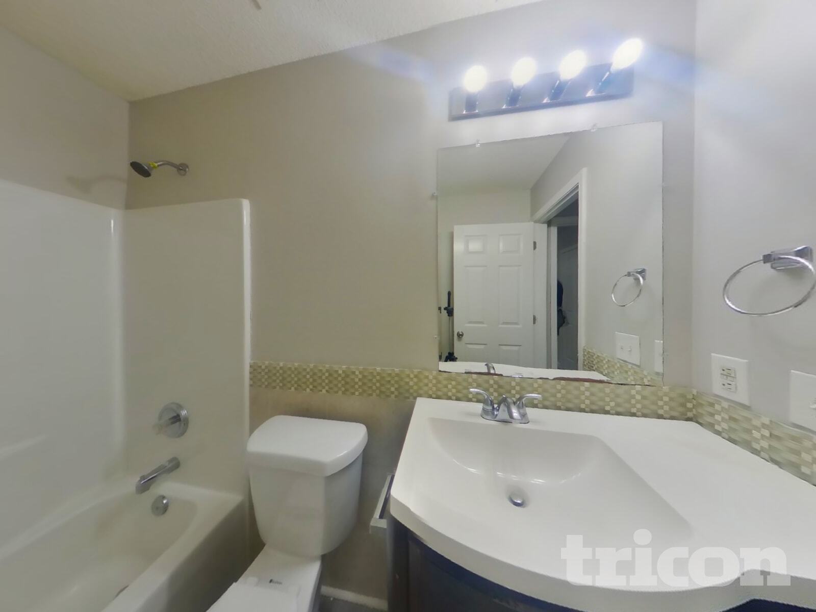 Building Photo - 4074 Five Oaks Ct