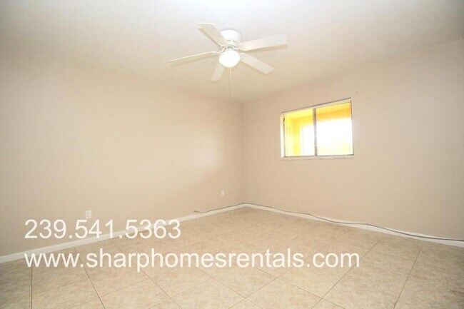Building Photo - 4516 SW 10th Ave