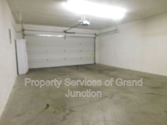 Building Photo - 2700 G Rd