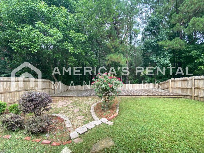 Building Photo - 5303 Cottage Ln