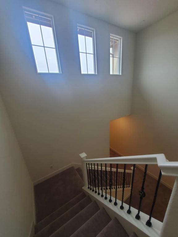 Building Photo - 5948 Rosalee St