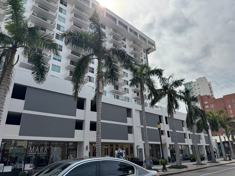 Building Photo - 101 S Gulfstream Ave