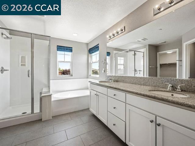 Building Photo - 5525 Mossy Stone Way