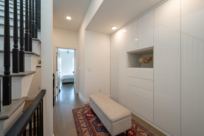 Building Photo - 27 Belmont Ave