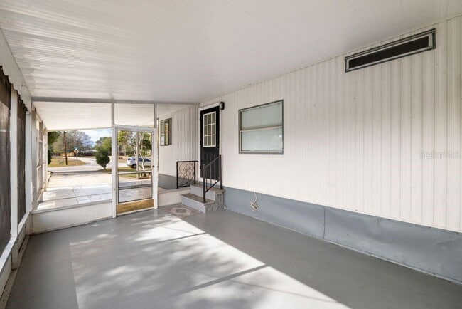 Building Photo - 3648 Fox Ridge Blvd